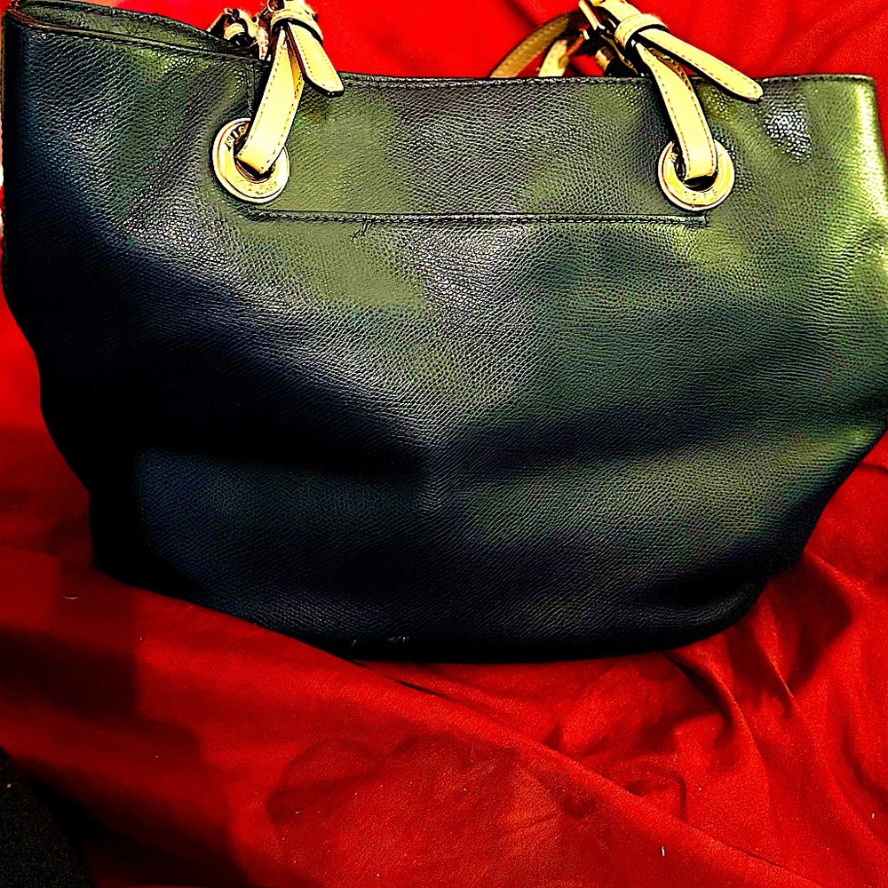 Michael Kors Medium Jet Set Tote Bag